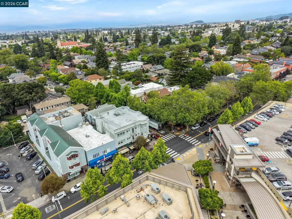 324 63rd Street Oakland CA 94618