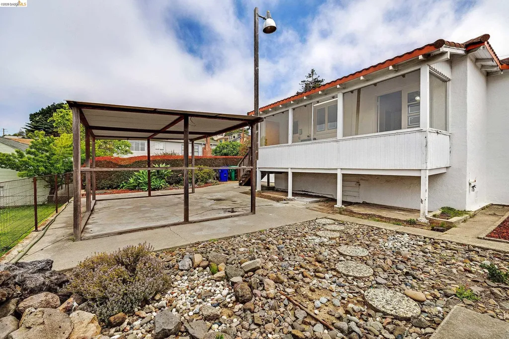 1673 Butte Street Richmond CA 94804