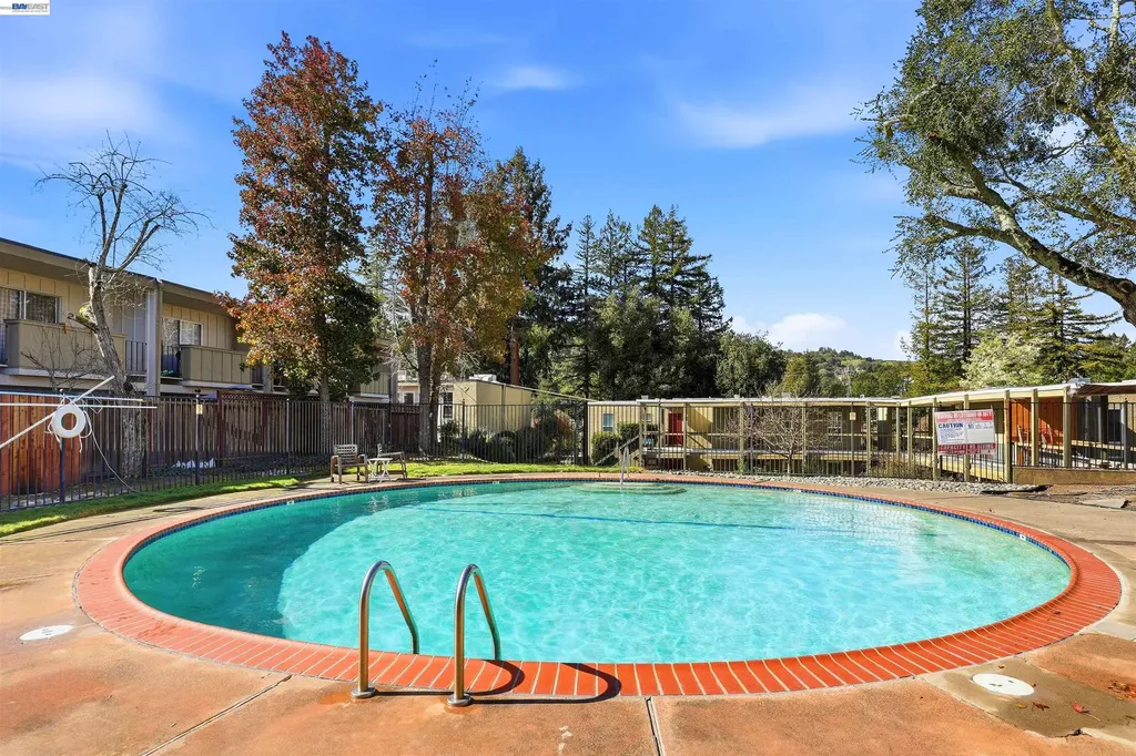 651 Moraga Road Moraga CA 94556