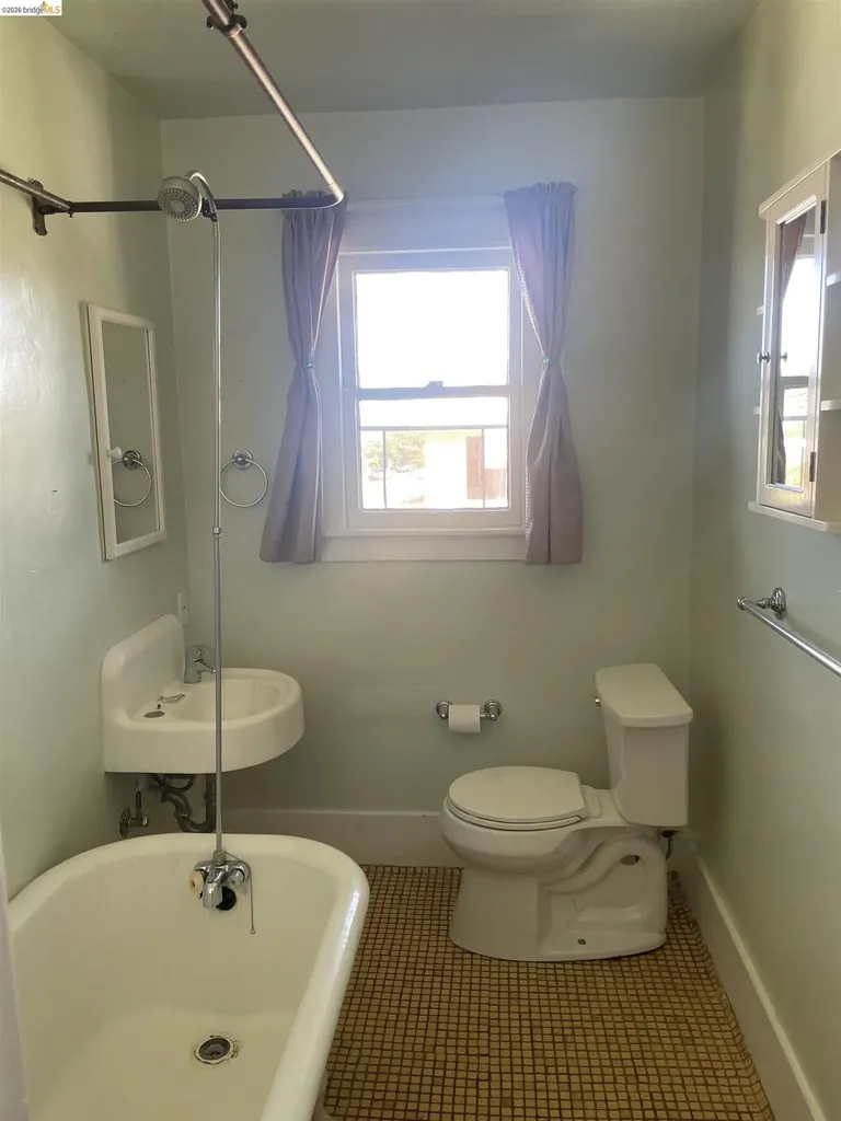 1239 Berkeley Way Berkeley CA 94702