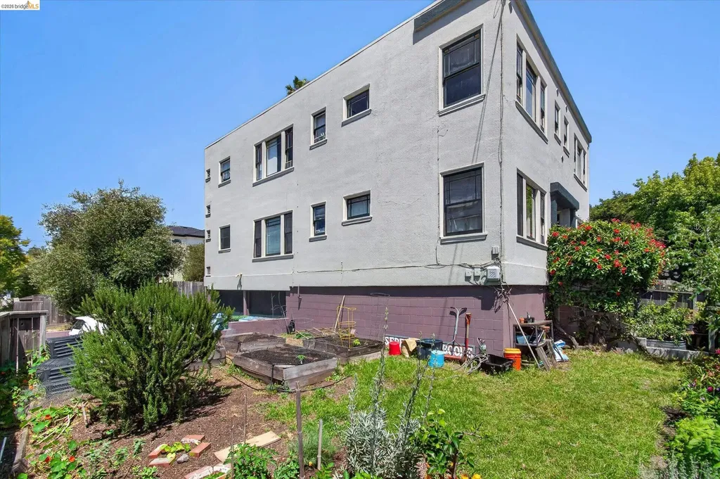 1239 Berkeley Way Berkeley CA 94702