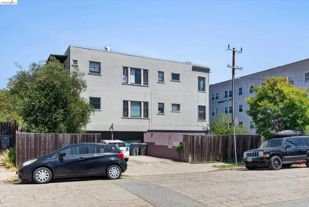 1239 Berkeley Way Berkeley CA 94702