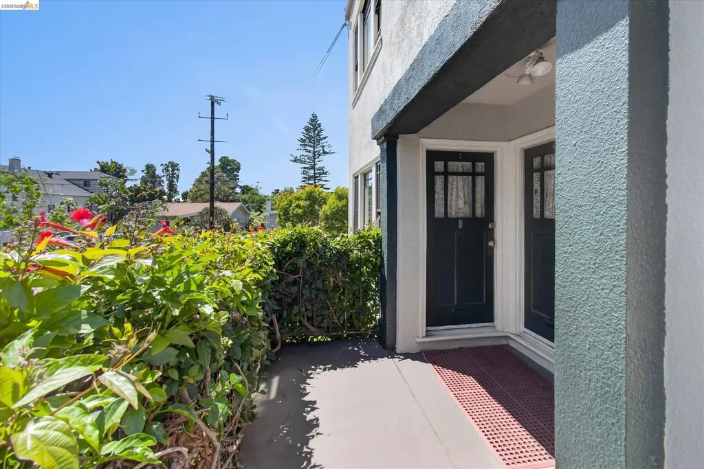1239 Berkeley Way Berkeley CA 94702