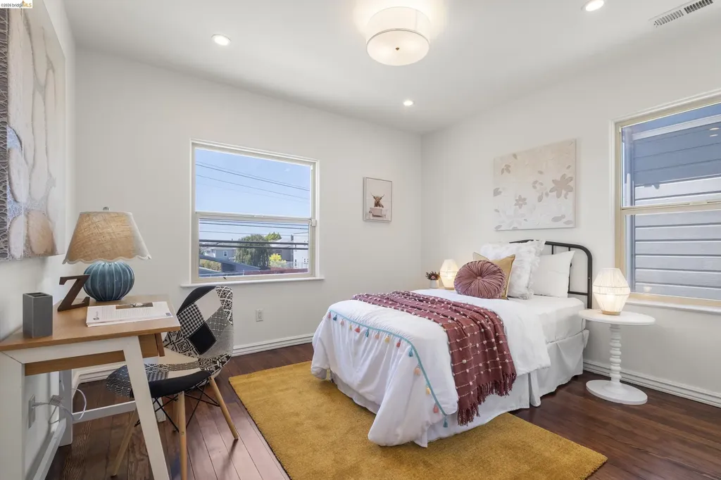 3306 West Street Oakland CA 94608