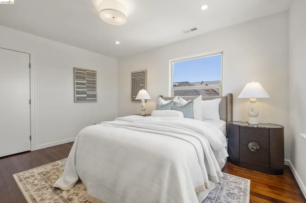 3306 West Street Oakland CA 94608