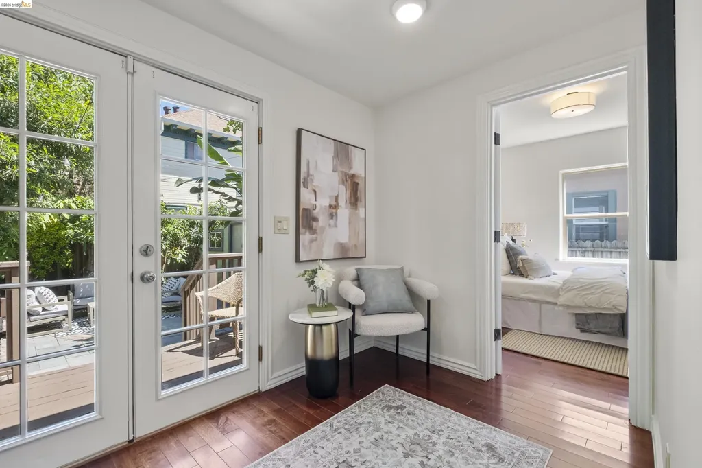 3306 West Street Oakland CA 94608
