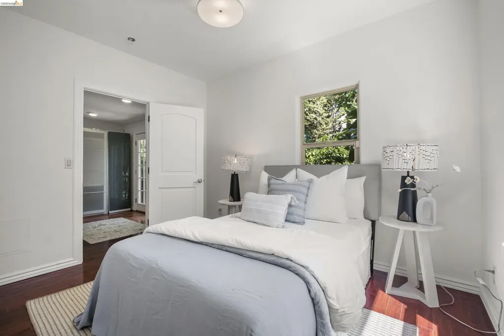 3306 West Street Oakland CA 94608