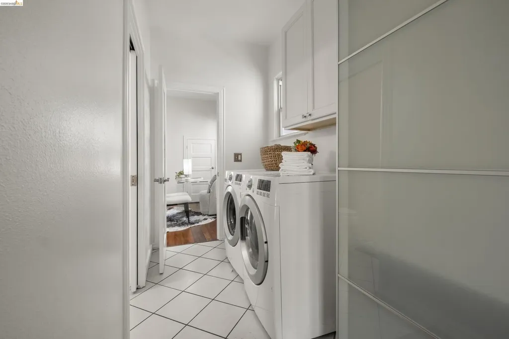3306 West Street Oakland CA 94608