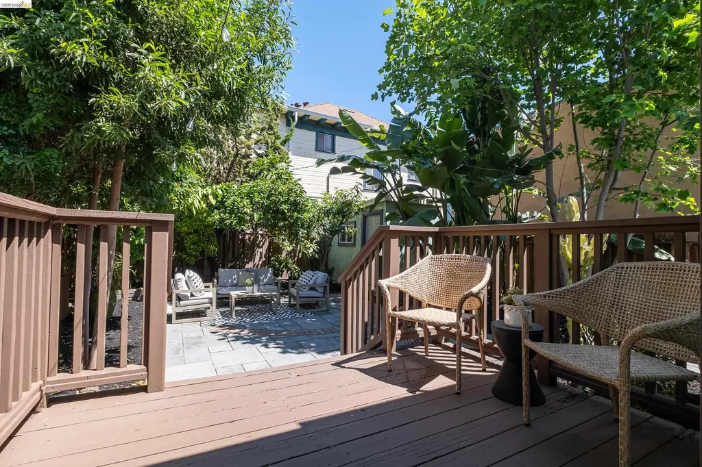 3306 West Street Oakland CA 94608