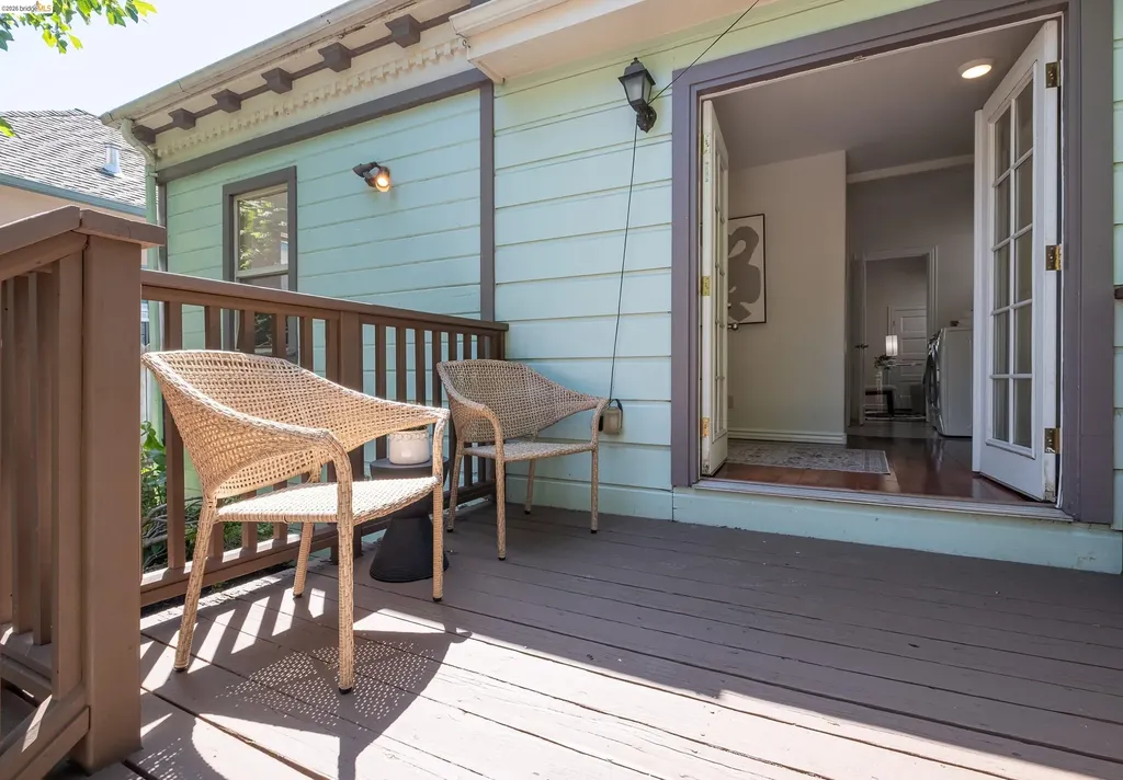 3306 West Street Oakland CA 94608