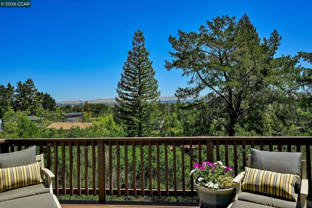 10 Swansea Lane Pleasant Hill CA 94523