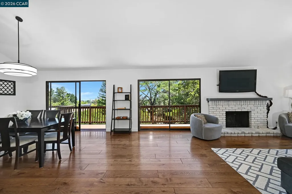 10 Swansea Lane Pleasant Hill CA 94523