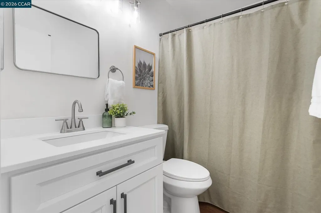 2407 Bay Meadows Circle Pleasanton CA 94566