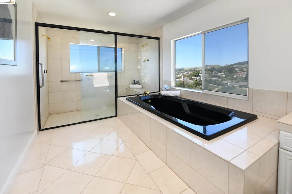 2546 Alva Avenue El Cerrito CA 94530