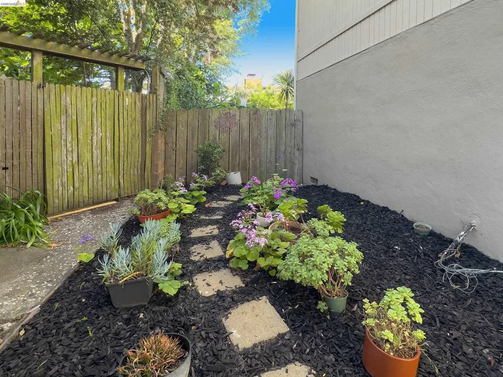 2546 Alva Avenue El Cerrito CA 94530