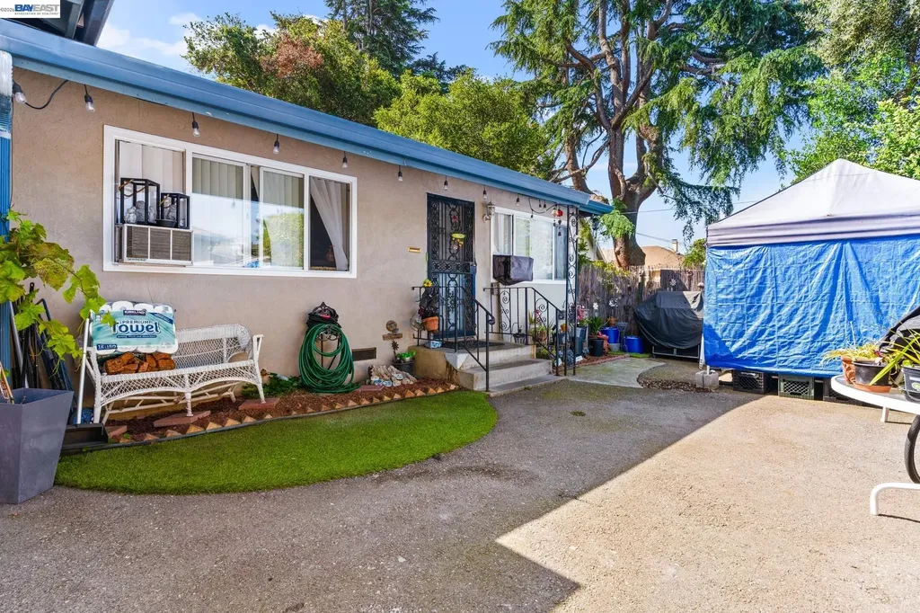 1251 Bellina Street Hayward CA 94541