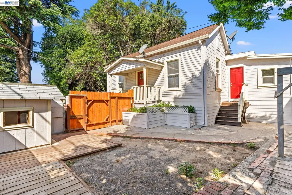 1251 Bellina Street Hayward CA 94541