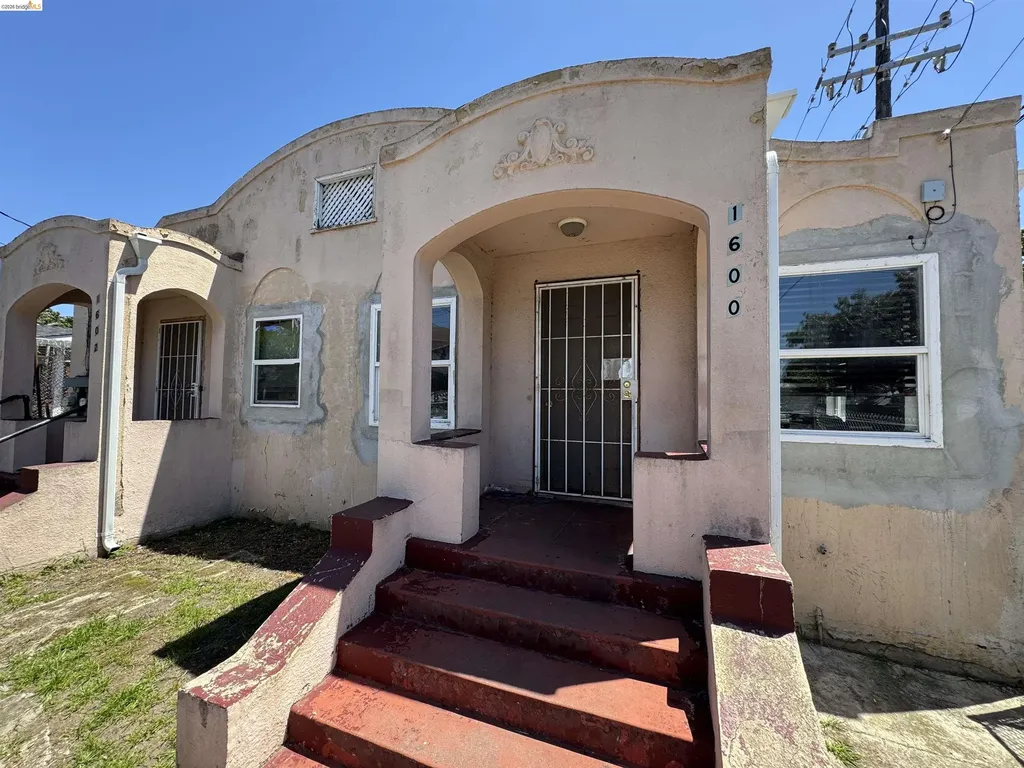 1602 87th Avenue Oakland CA 94621
