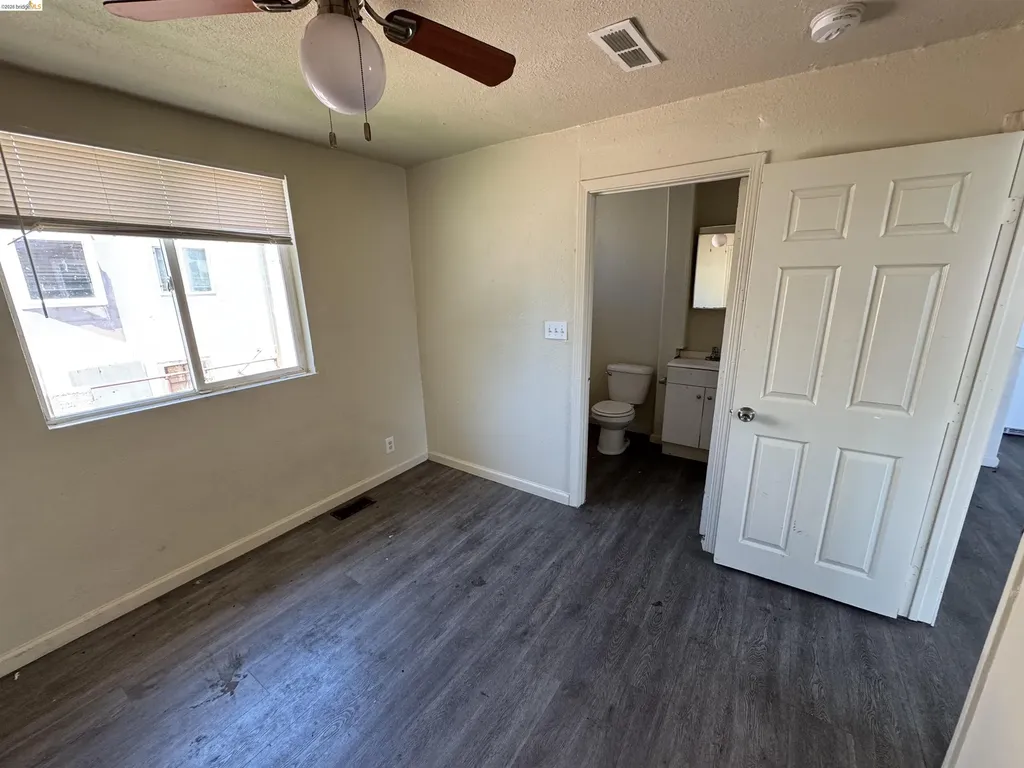 1602 87th Avenue Oakland CA 94621
