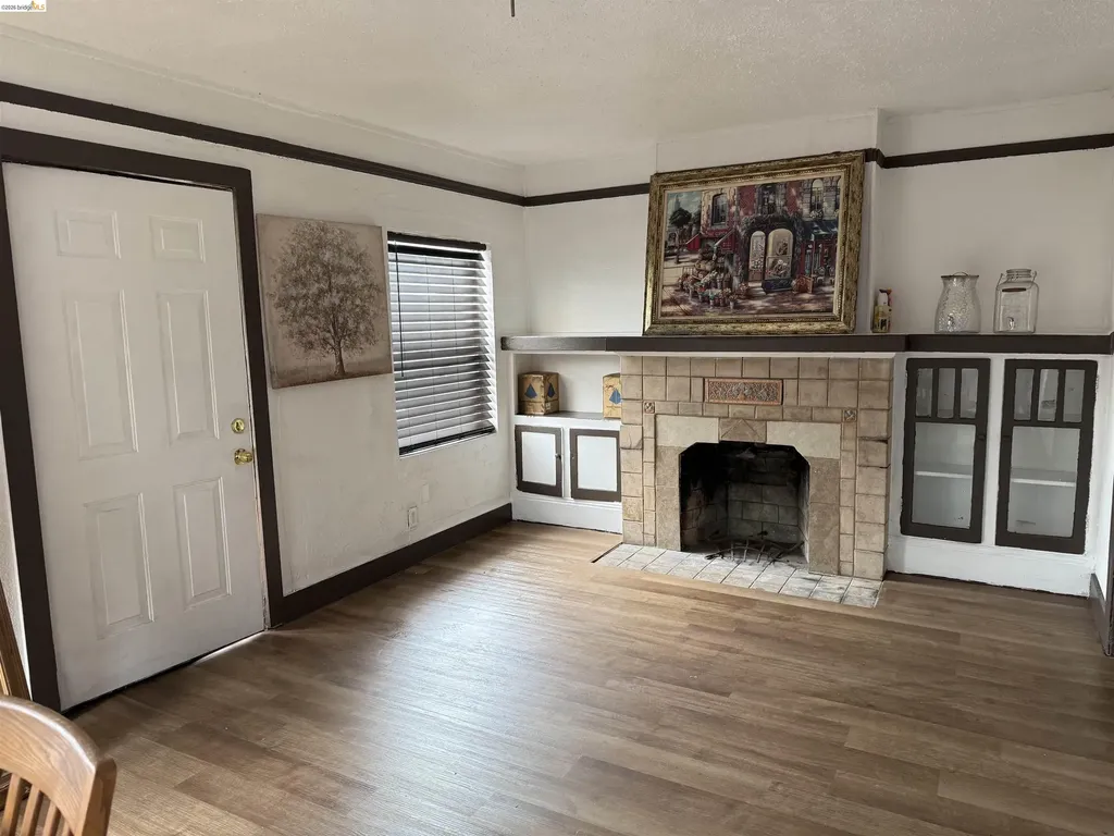 1602 87th Avenue Oakland CA 94621