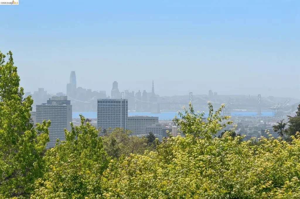 15 Selborne Drive Piedmont CA 94611