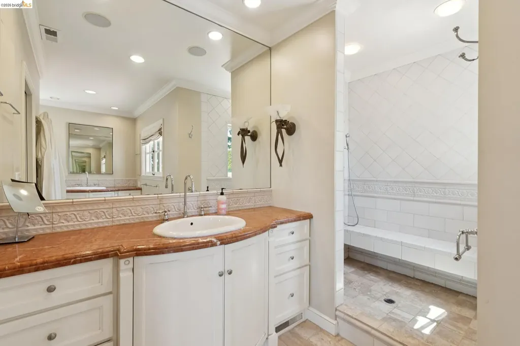 15 Selborne Drive Piedmont CA 94611