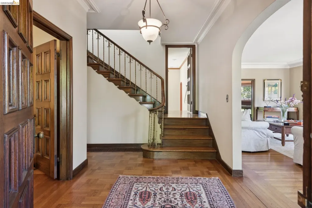 15 Selborne Drive Piedmont CA 94611