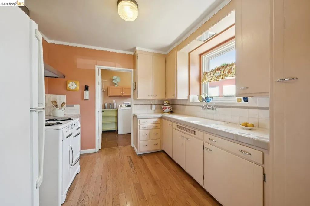 200 Broadmoor Boulevard San Leandro CA 94577