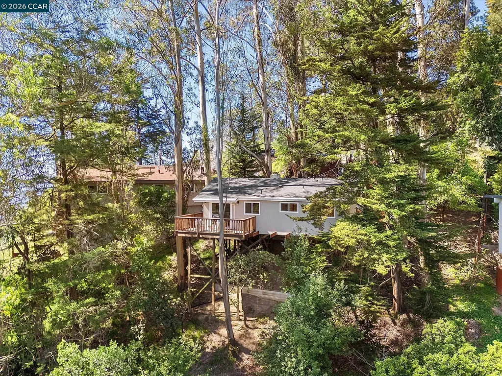 5924 Balboa Drive Oakland CA 94611