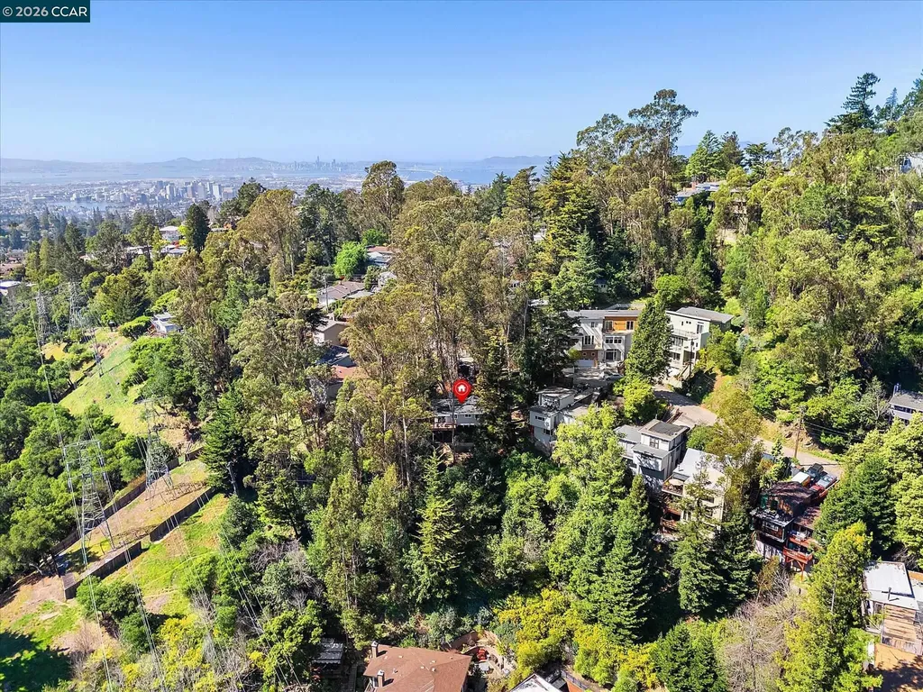 5924 Balboa Drive Oakland CA 94611