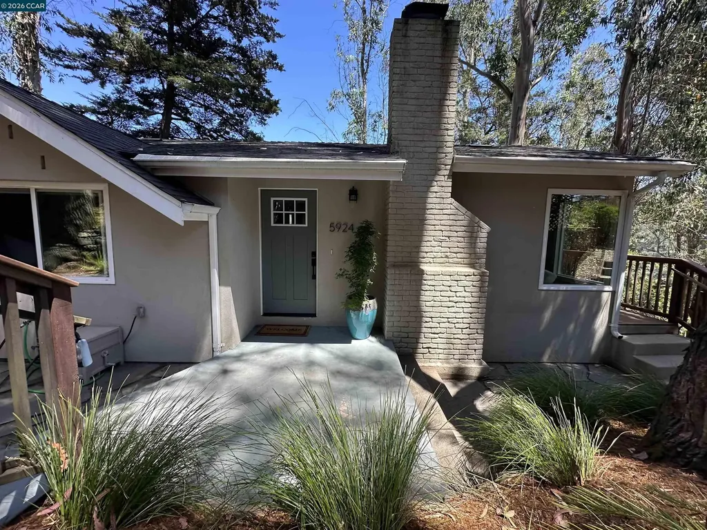 5924 Balboa Drive Oakland CA 94611