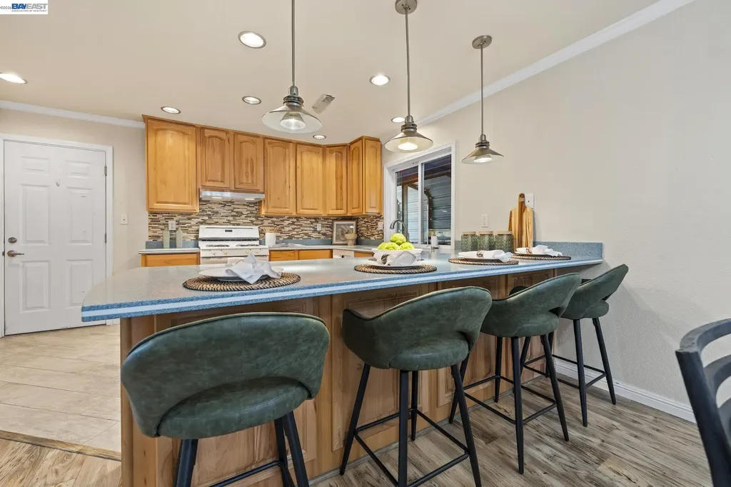 635 Teal Court Livermore CA 94551