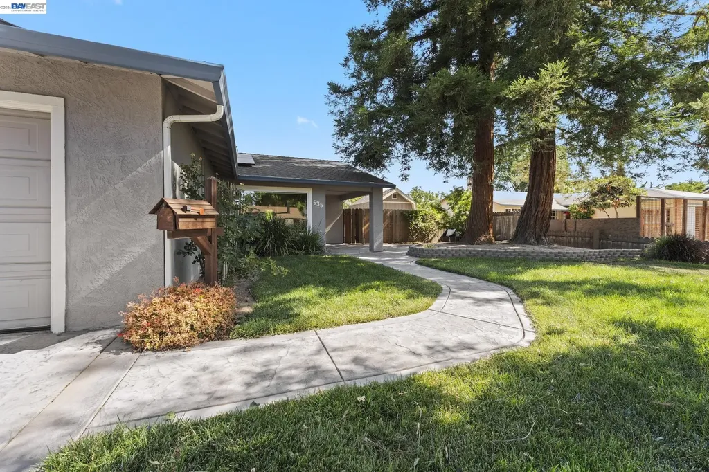 635 Teal Court Livermore CA 94551