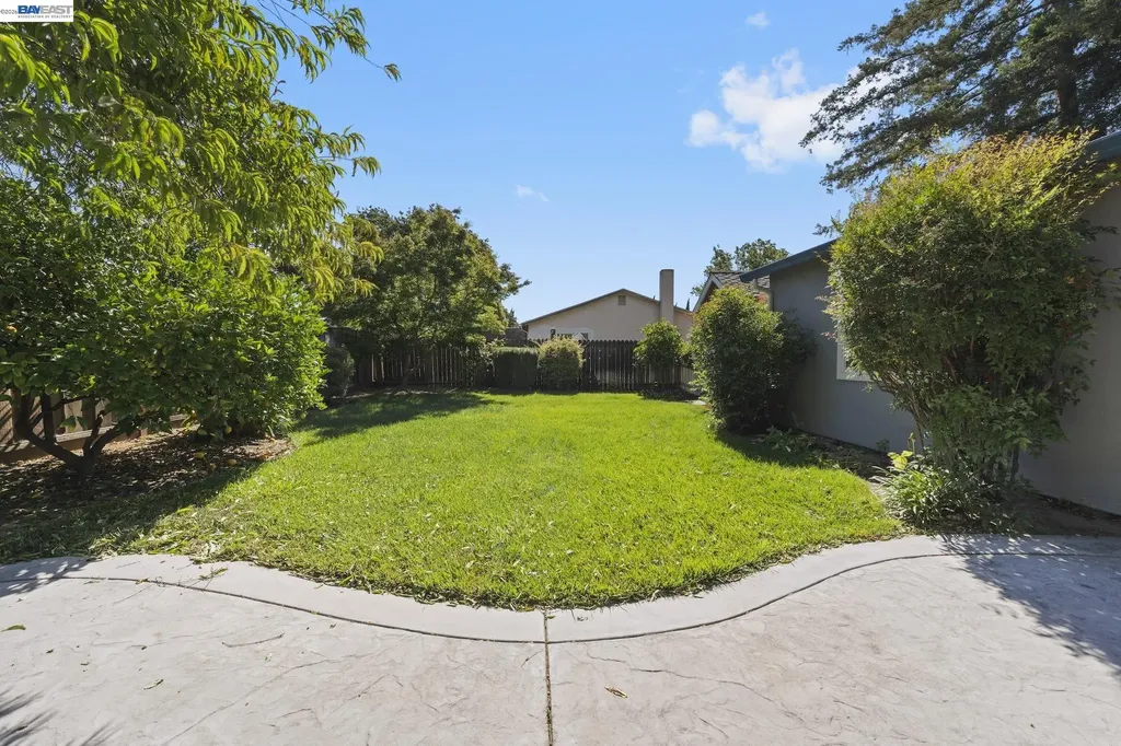 635 Teal Court Livermore CA 94551