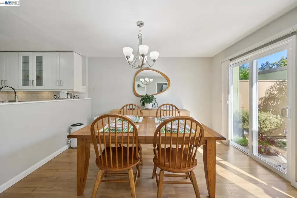 3027 Linda Vista Alameda CA 94502