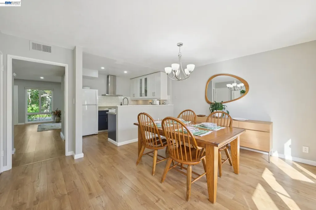 3027 Linda Vista Alameda CA 94502