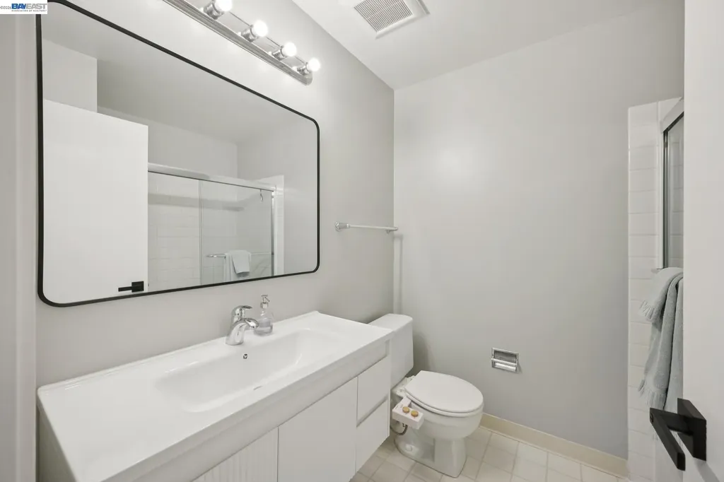 3027 Linda Vista Alameda CA 94502