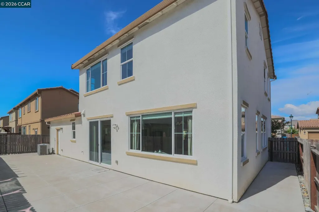 407 Alyssum Drive Vacaville CA 95687