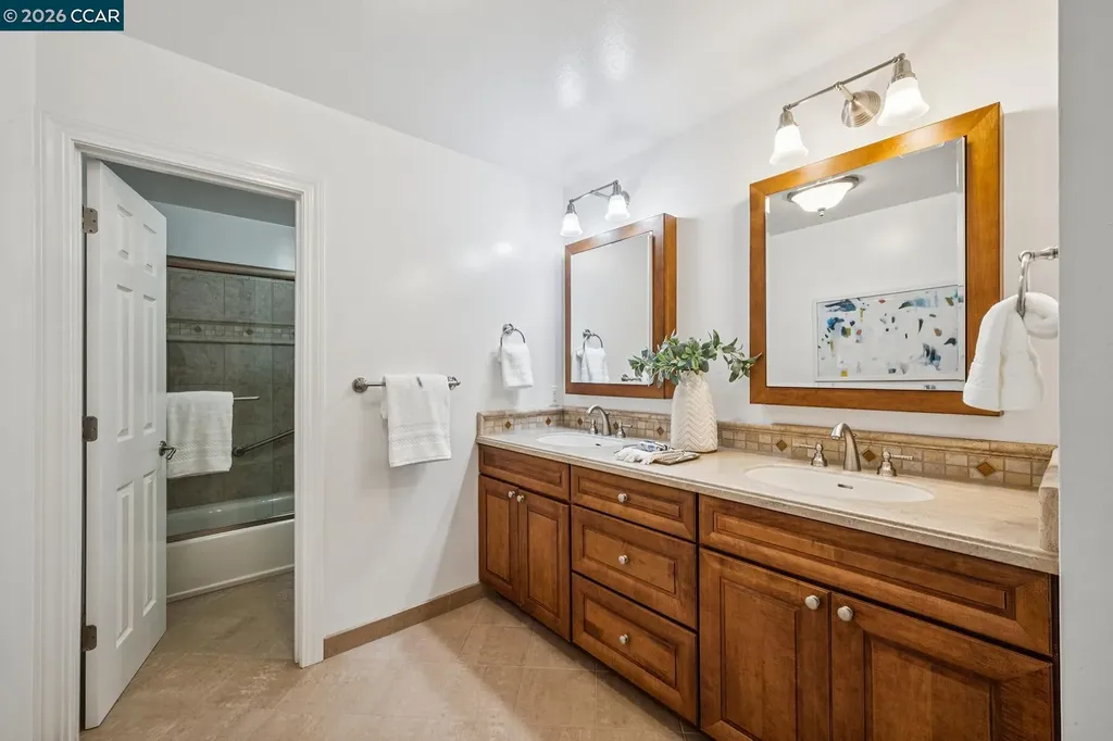 665 Sky Hy Circle Lafayette CA 94549