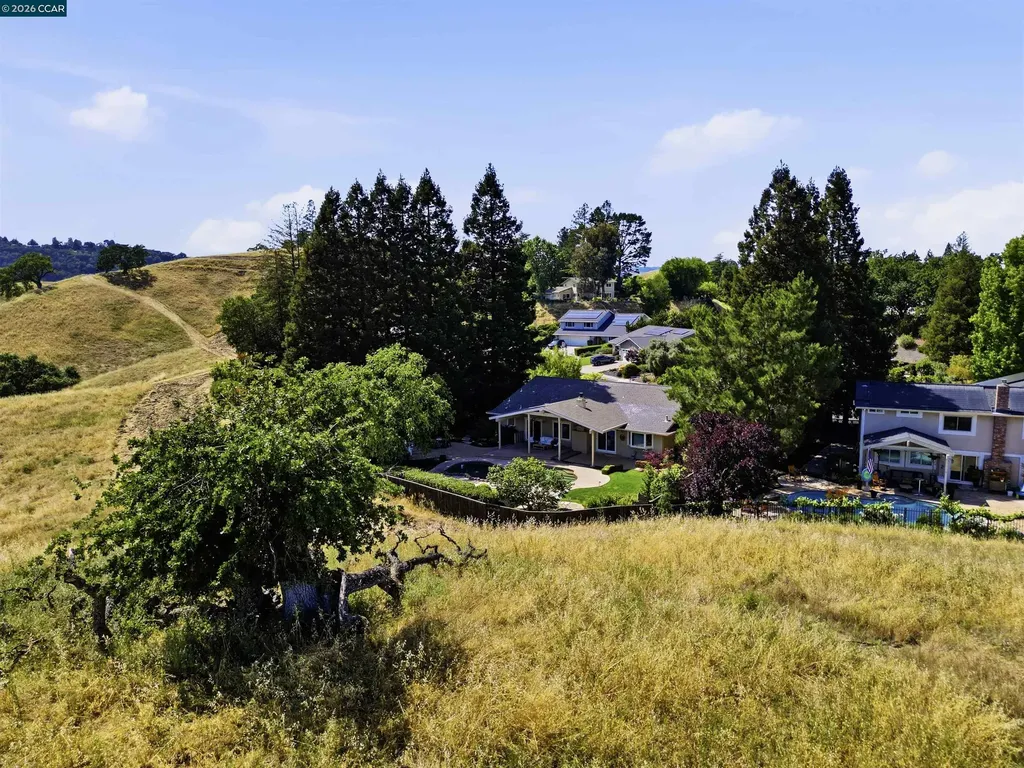 2652 Bridle Lane Walnut Creek CA 94596