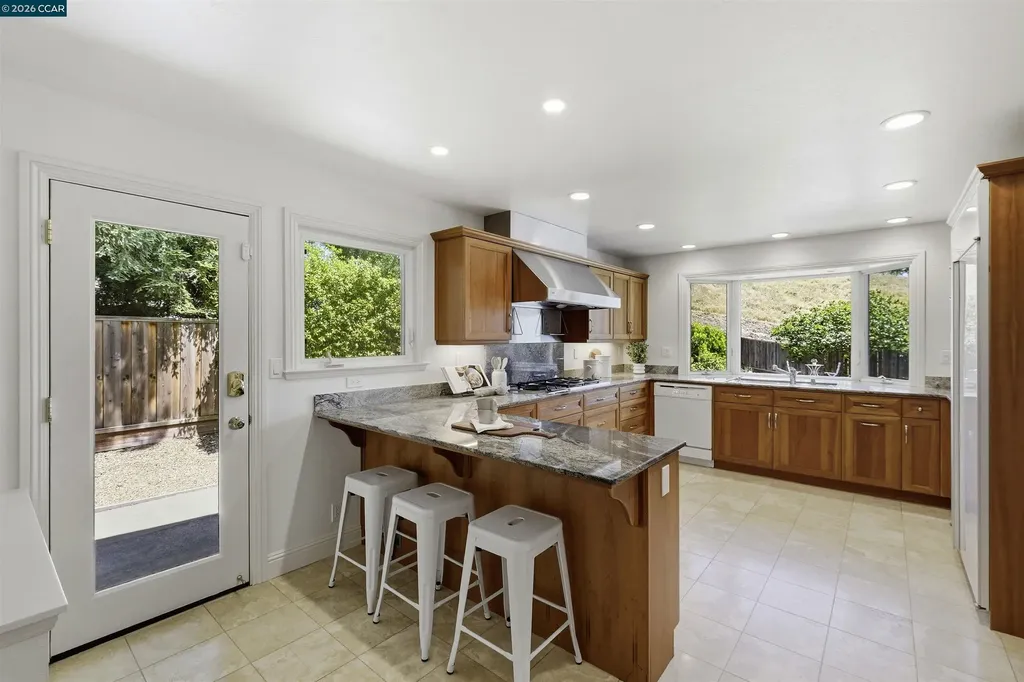 2652 Bridle Lane Walnut Creek CA 94596