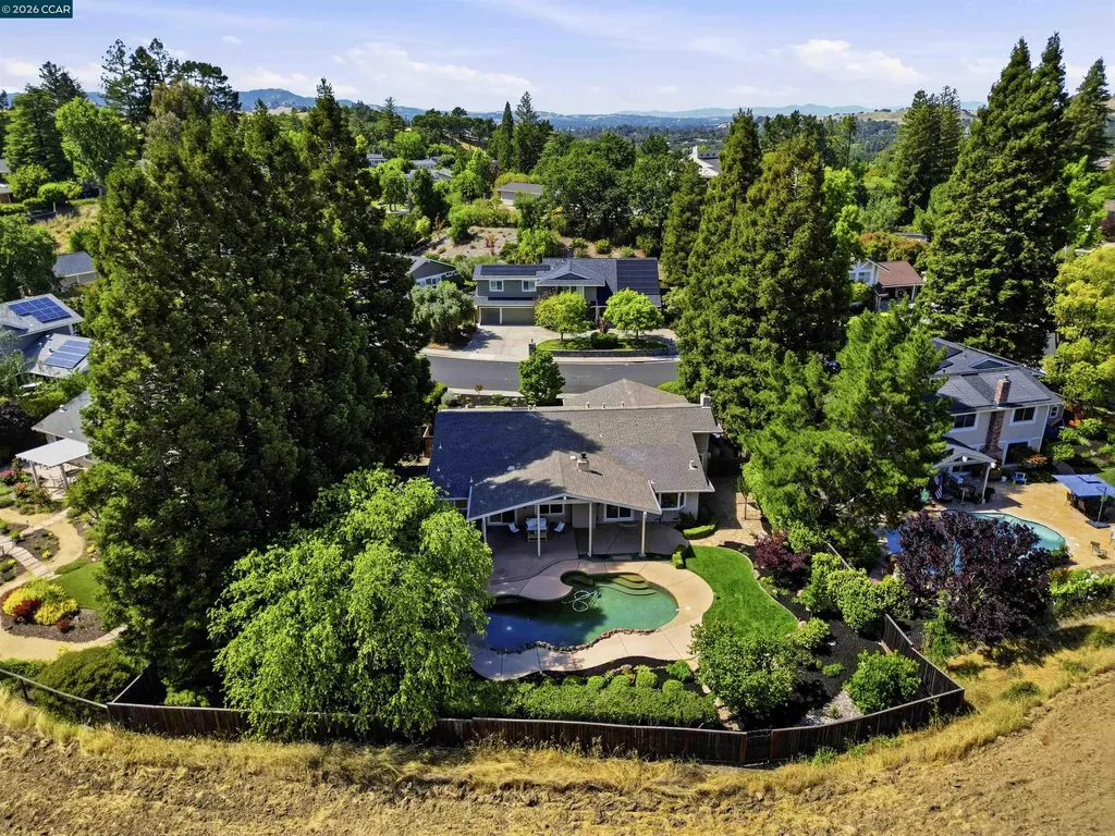 2652 Bridle Lane Walnut Creek CA 94596