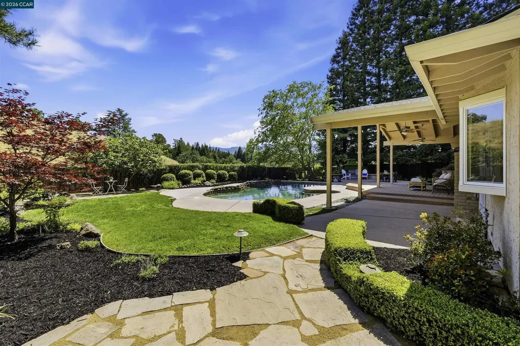 2652 Bridle Lane Walnut Creek CA 94596