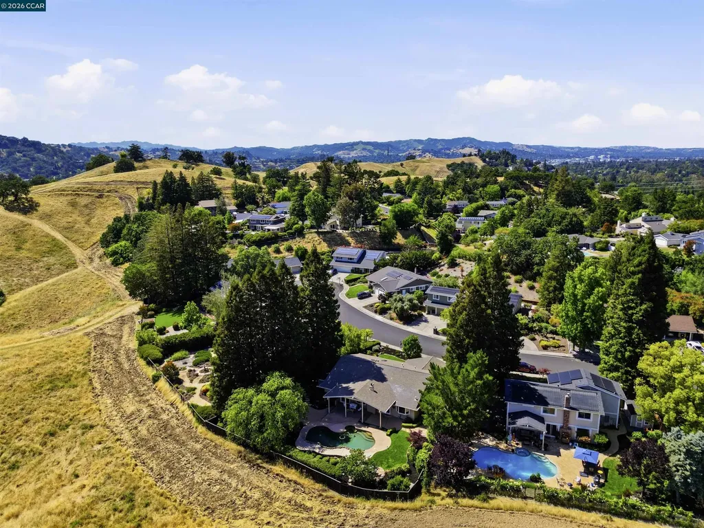 2652 Bridle Lane Walnut Creek CA 94596