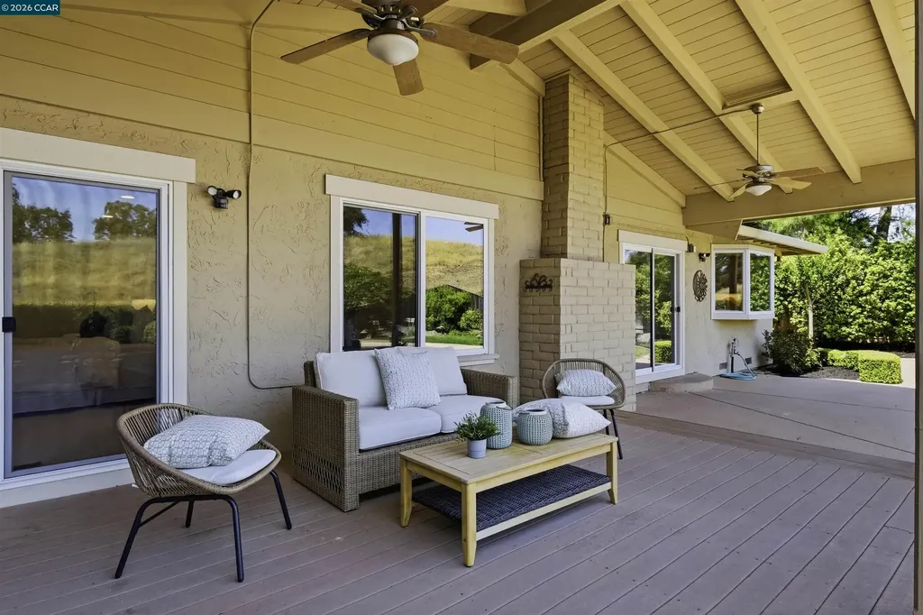 2652 Bridle Lane Walnut Creek CA 94596