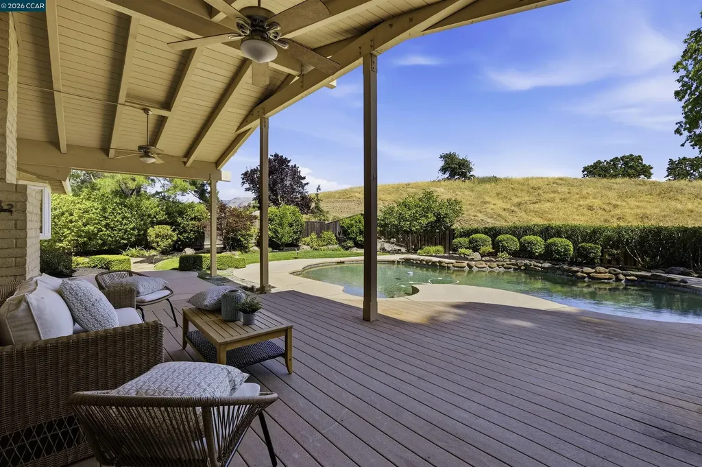 2652 Bridle Lane Walnut Creek CA 94596
