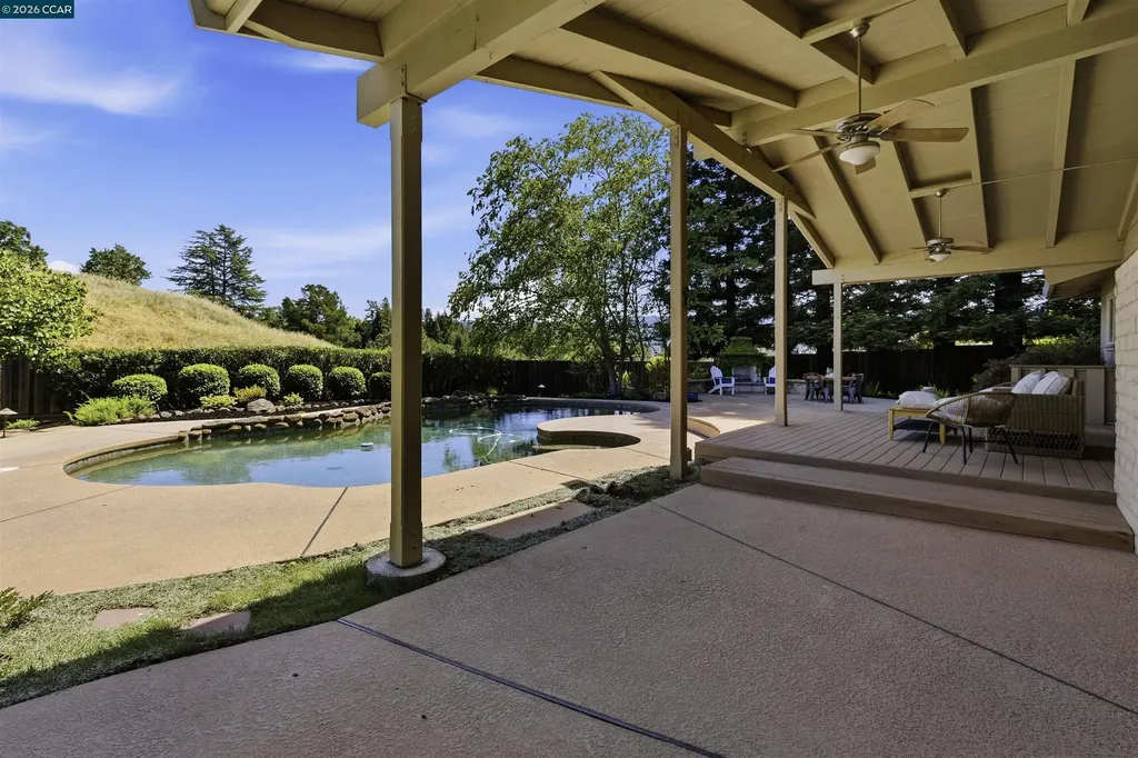 2652 Bridle Lane Walnut Creek CA 94596