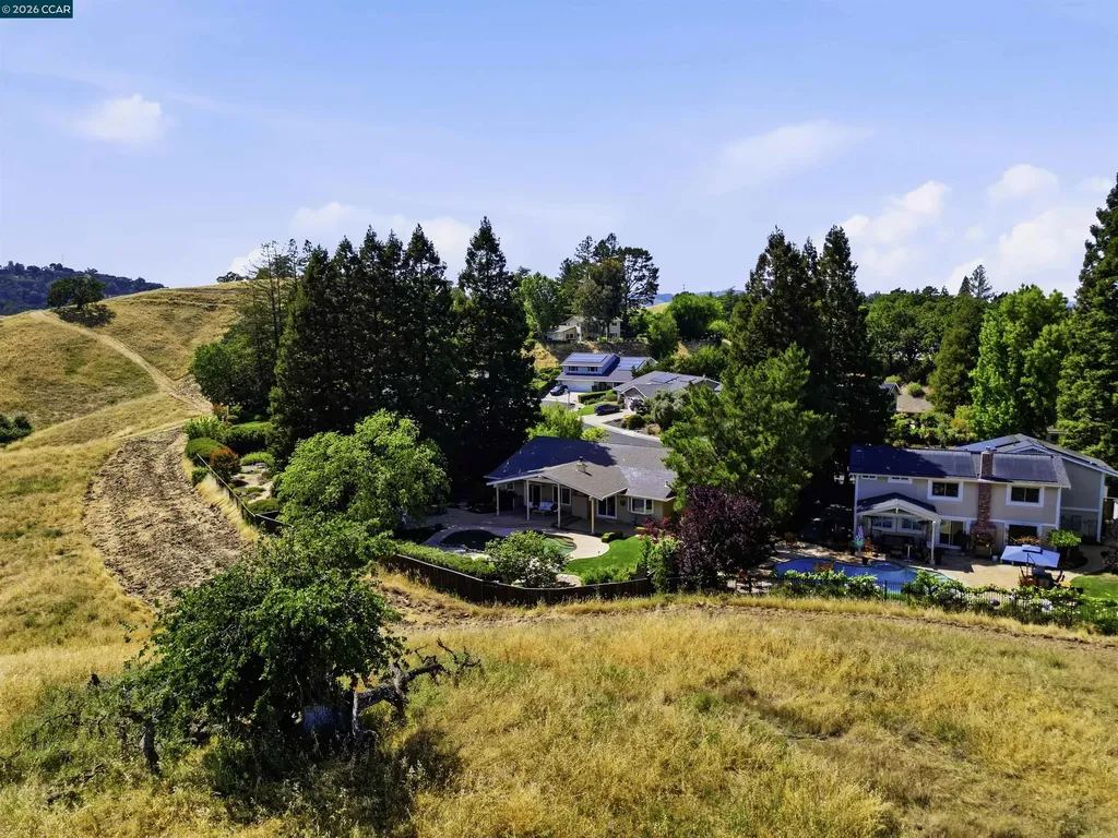 2652 Bridle Lane Walnut Creek CA 94596