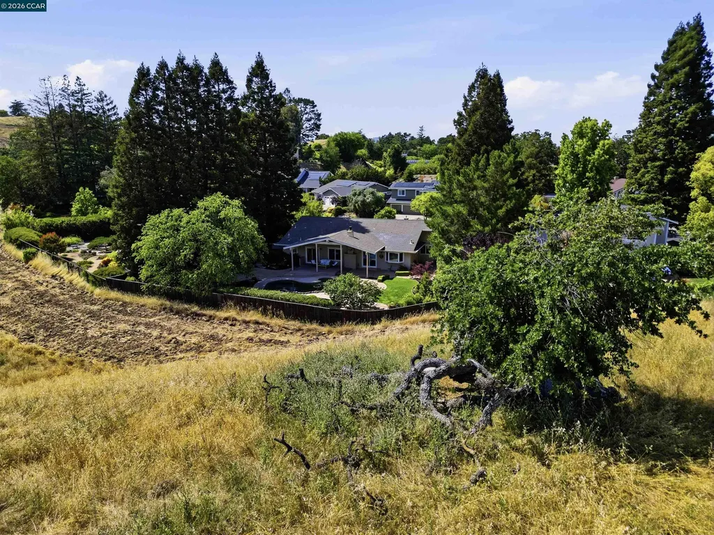 2652 Bridle Lane Walnut Creek CA 94596