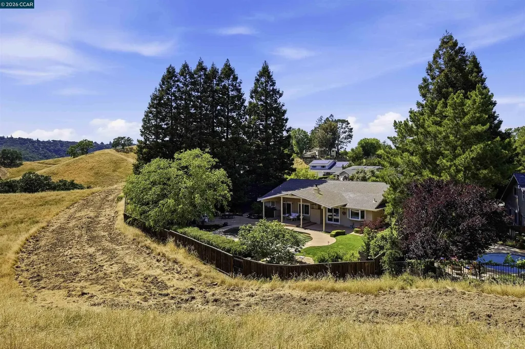 2652 Bridle Lane Walnut Creek CA 94596